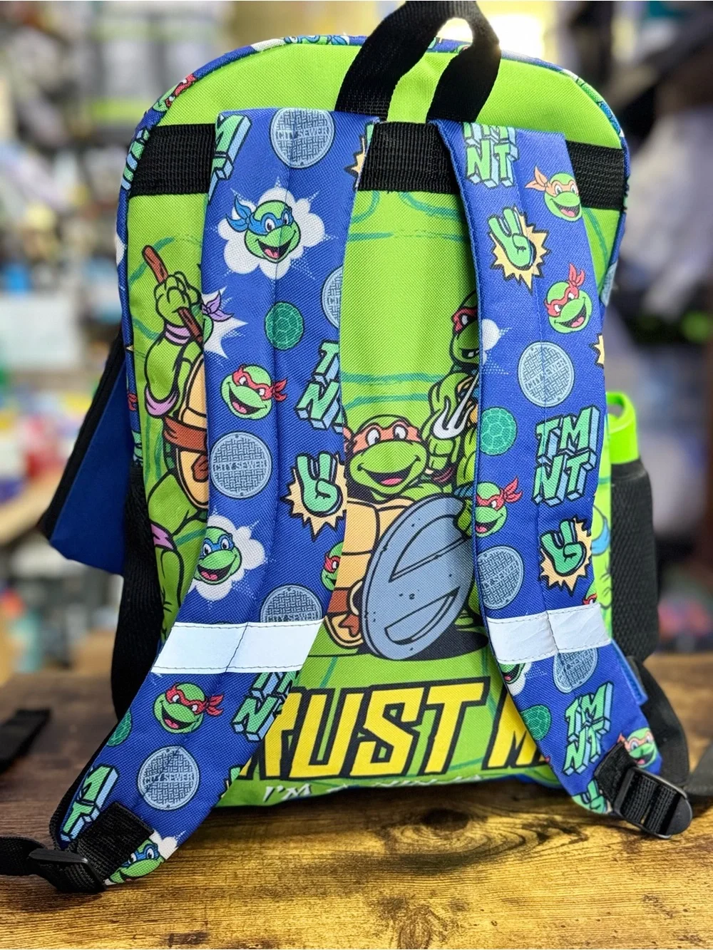 Kids 6-Piece Set — Green Backpack & Headphones